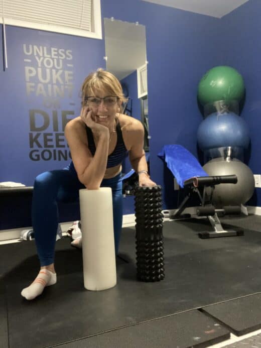 Stretching Or Foam Rolling Which Is Best? Simply Aging Healthy