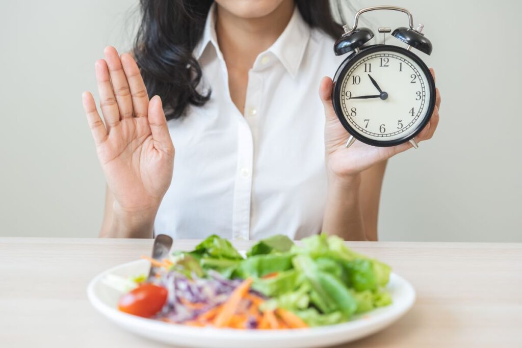 can you take a break from intermittent fasting