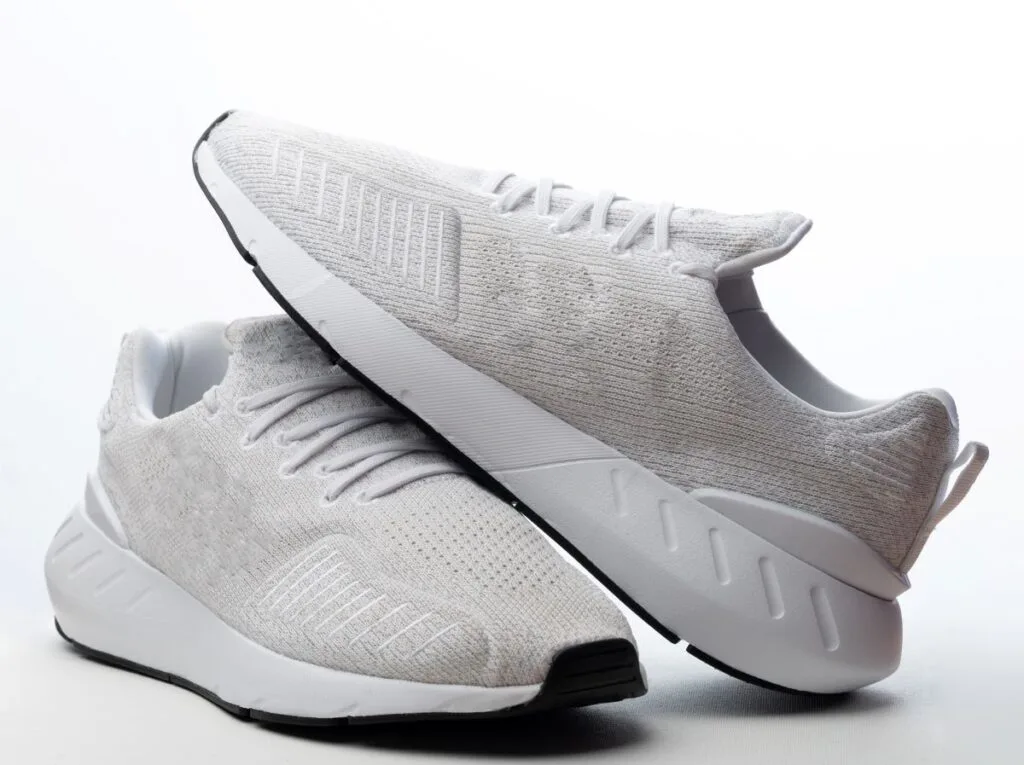 What to Wear After Knee Replacement Surgery: Comfort Meets Recovery 3 Best shoes to wear after TKA